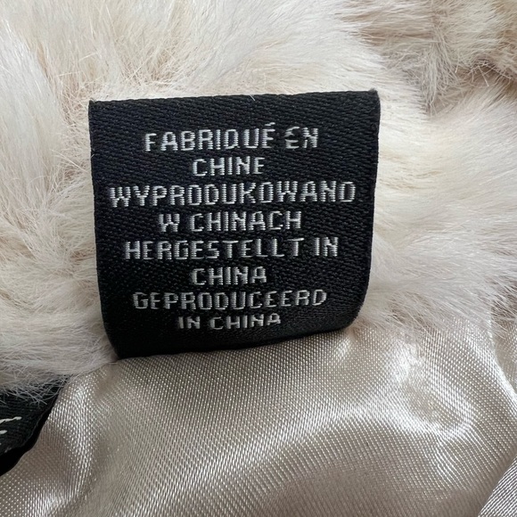 Rachel Zoe New York faux fur vest size Large. Worn once - Picture 5 of 6